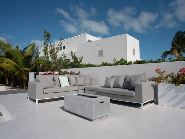 Magnificent Waterfront Luxury Vacation Rental in Providenciales