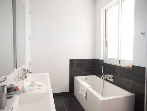 Magnificent Waterfront Luxury Vacation Rental in Providenciales