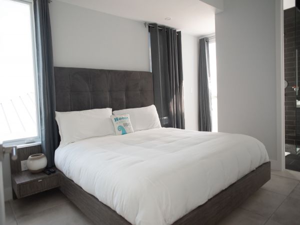 Magnificent Waterfront Luxury Vacation Rental in Providenciales