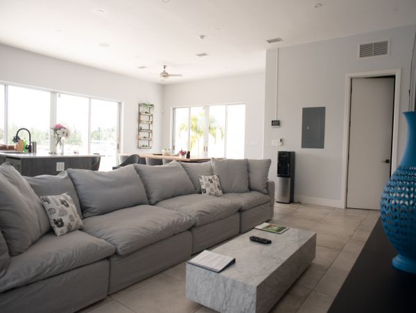 Magnificent Waterfront Luxury Vacation Rental in Providenciales