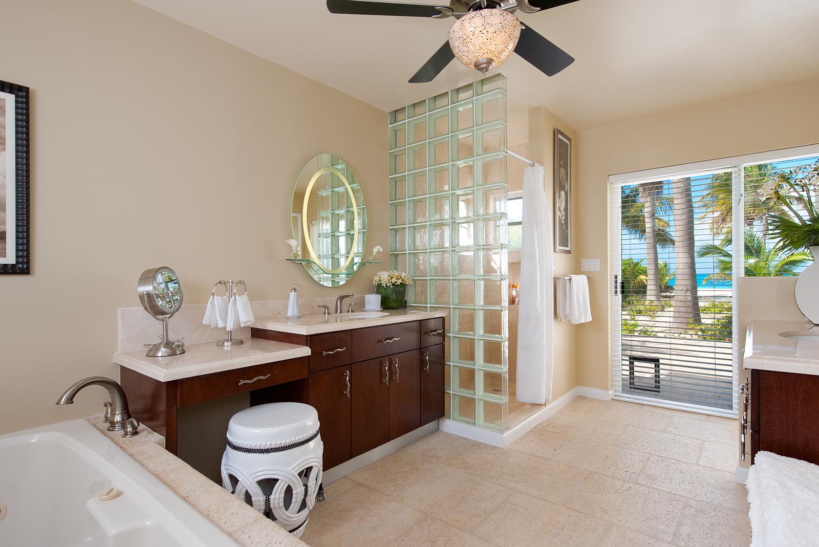 Turks And Caicos Home 1003824