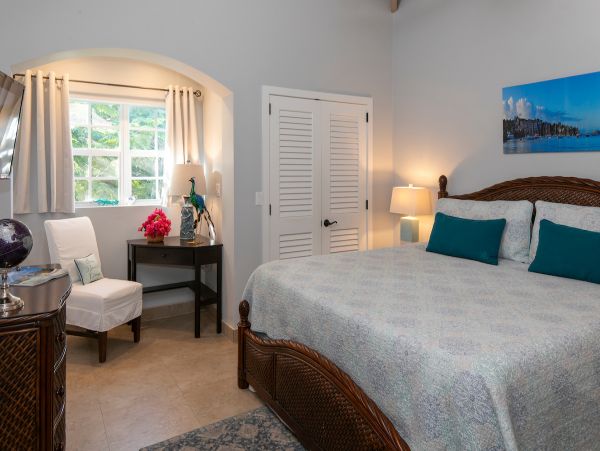 St. John Condo 1003920