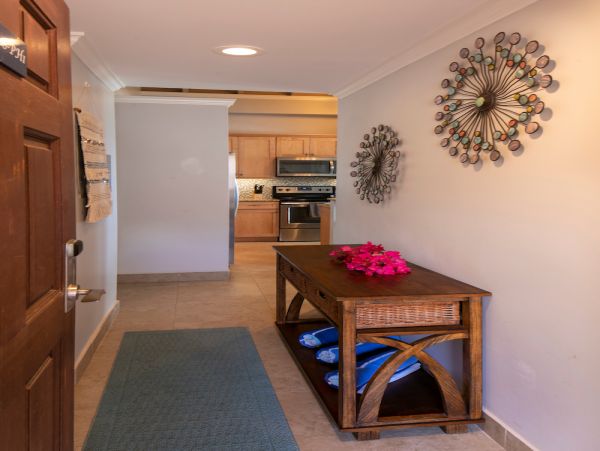 St. John Condo 1003920