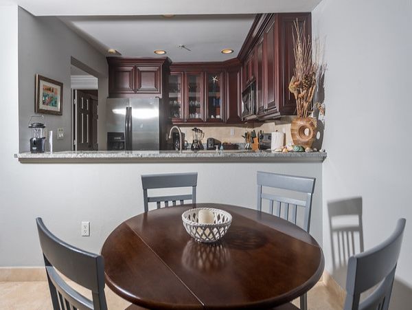 St. John Condo 1003921