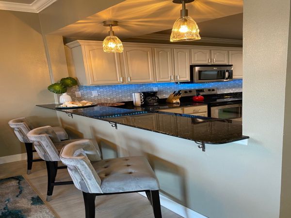 St. John Condo 1003922