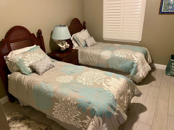 St. John Condo 1003922