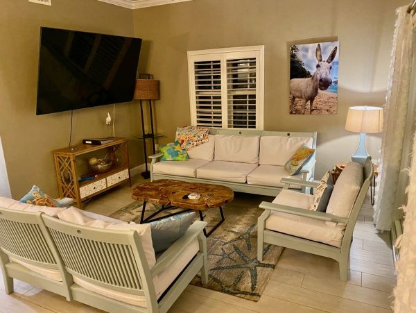 St. John Condo 1003922