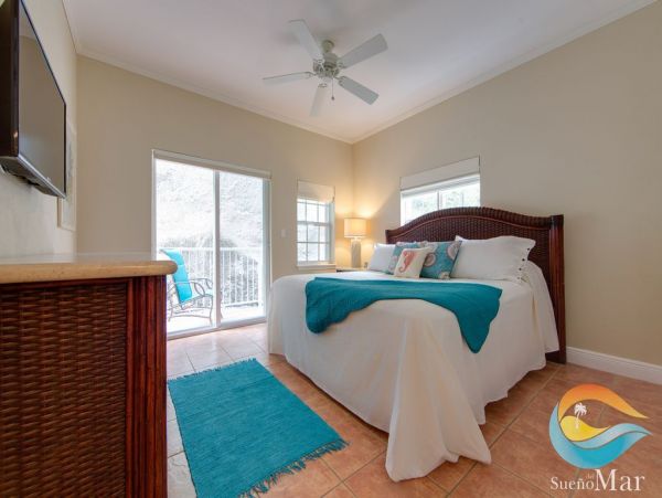 St. John Condo 1003928