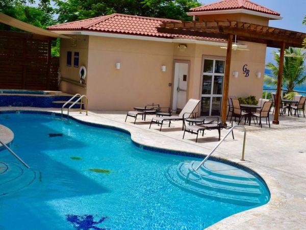 St. John Condo 1003929