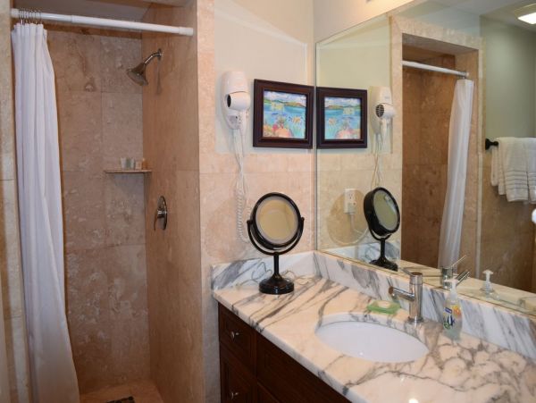 St. John Condo 1003929
