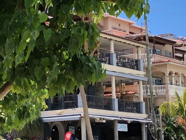 St. John Condo 1003929