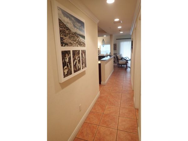 St. John Condo 1003930