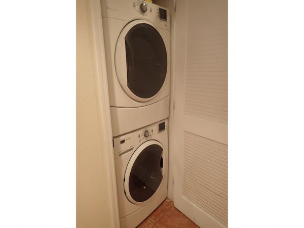 St. John Condo 1003930