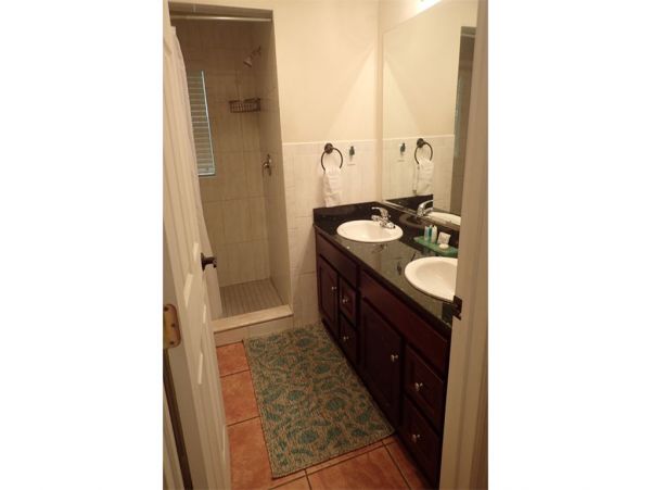 St. John Condo 1003930