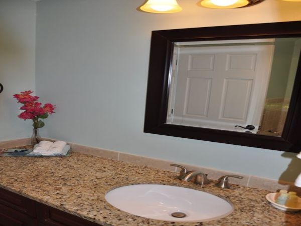 St. John Condo 1003933