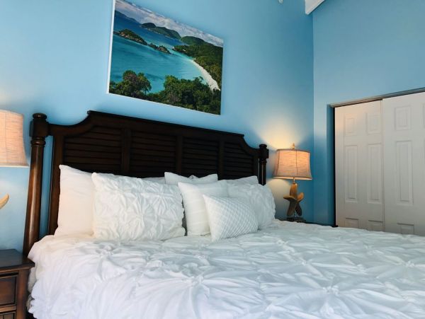 St. John Home 1003934