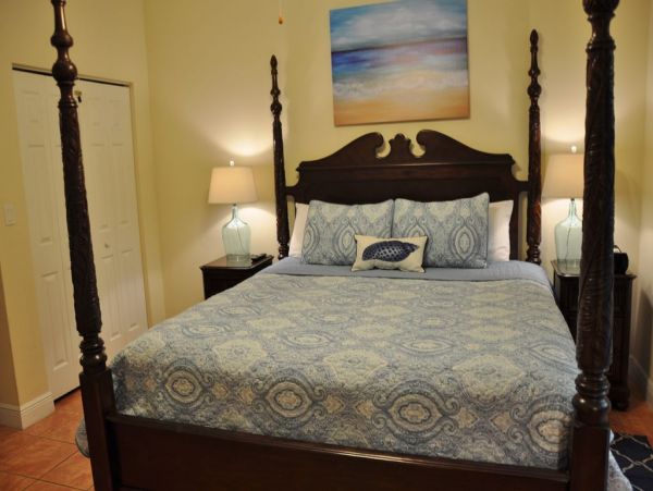 St. John Condo 1003935