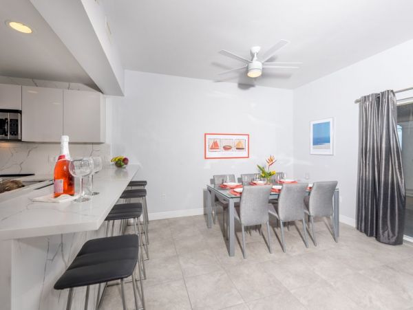 St. John Condo 1003940