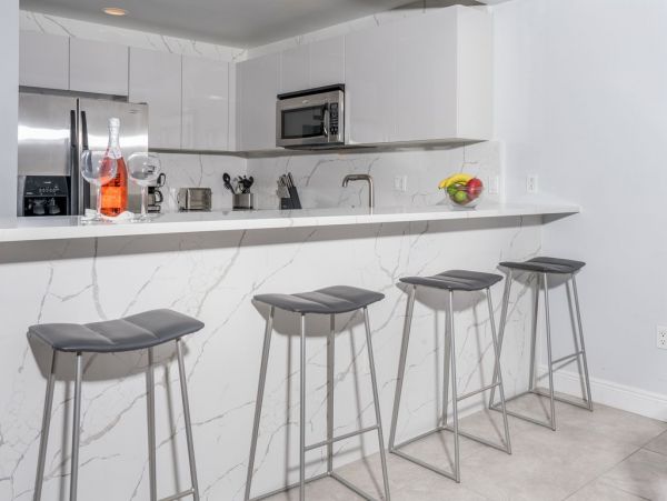 St. John Condo 1003940