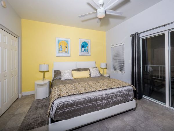 St. John Condo 1003940