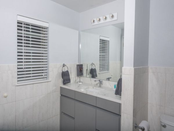 St. John Condo 1003940