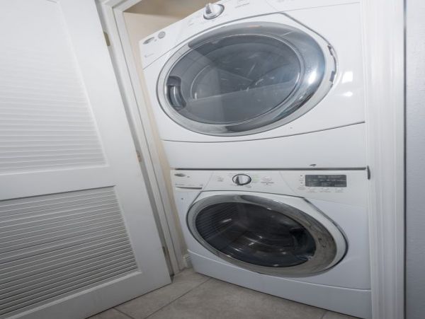 St. John Condo 1003940