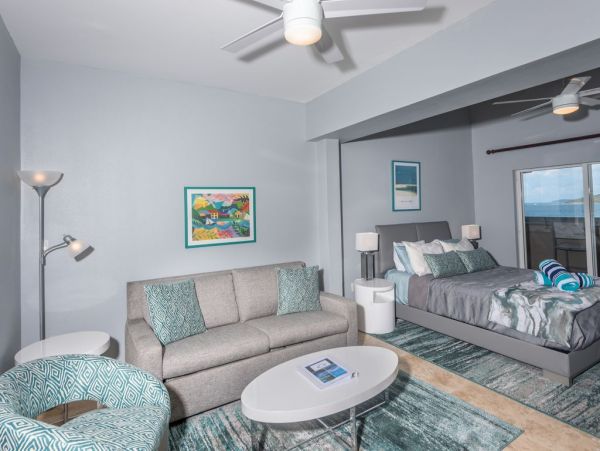 St. John Home 1003941