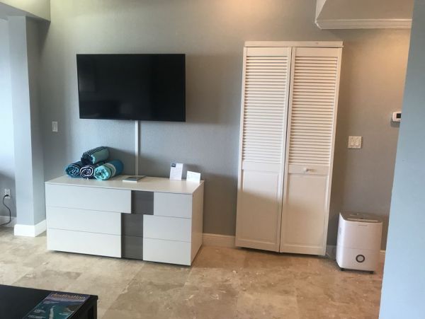 St. John Home 1003941