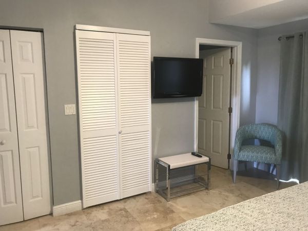 St. John Home 1003943