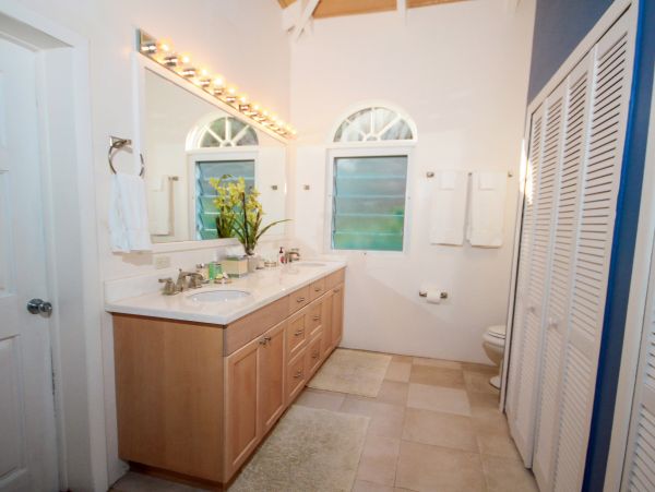 St. John Home 1003974