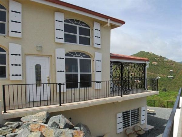 St. John Home 1003976