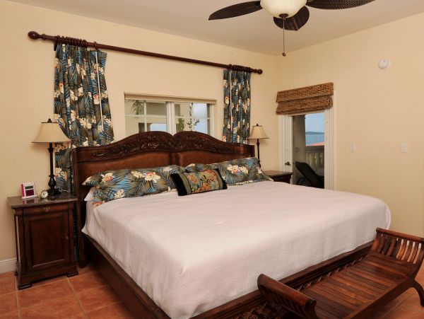 St. John Home 1003978