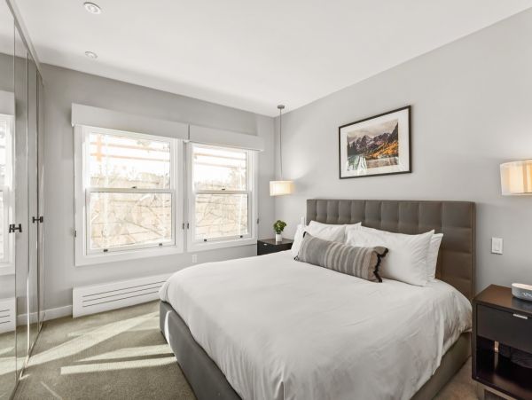 Three Bedroom Luxury Vacation Condo in Aspen