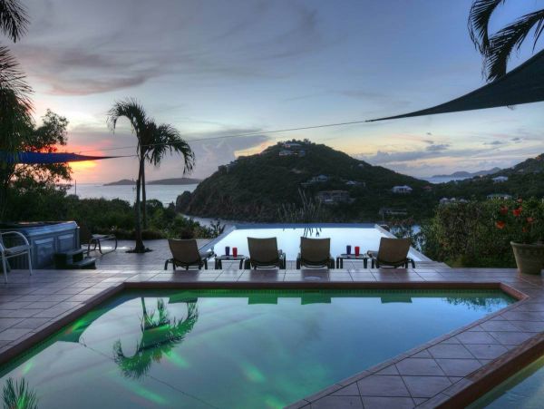 St. John Home 1003980