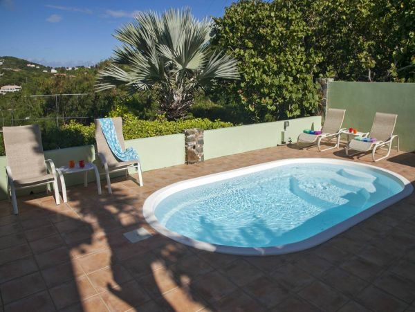 St. John Home 1003980