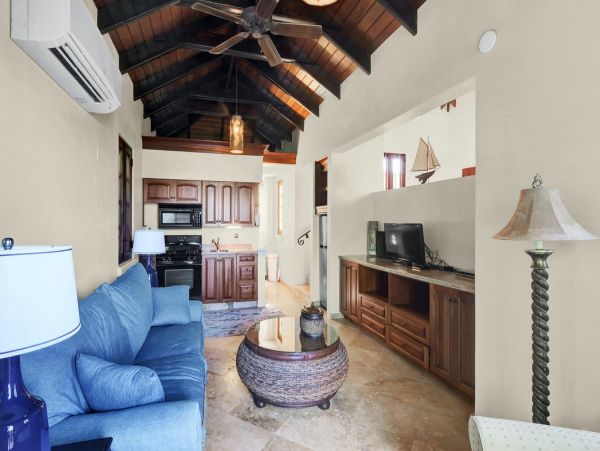 St. John Home 1003984