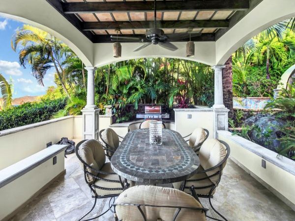 St. John Home 1003984