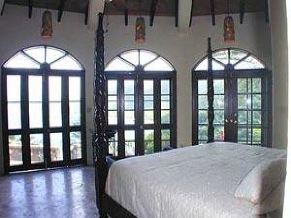 St. John Home 1003985