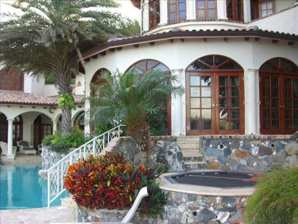 St. John Home 1003985