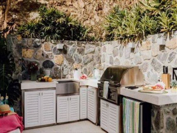 St. John Home 1003986