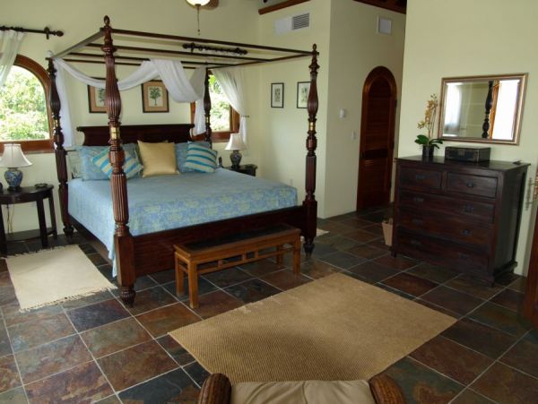 St. John Home 1003990