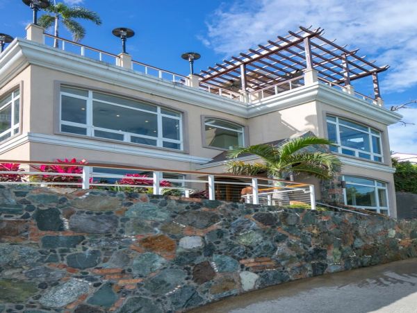 St. John Home 1003991