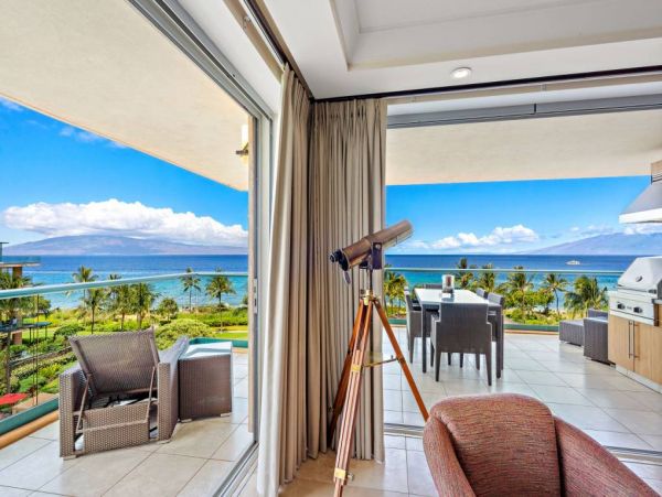 Great Views & Location 5 Bedroom Premier Condo in Kaanapali