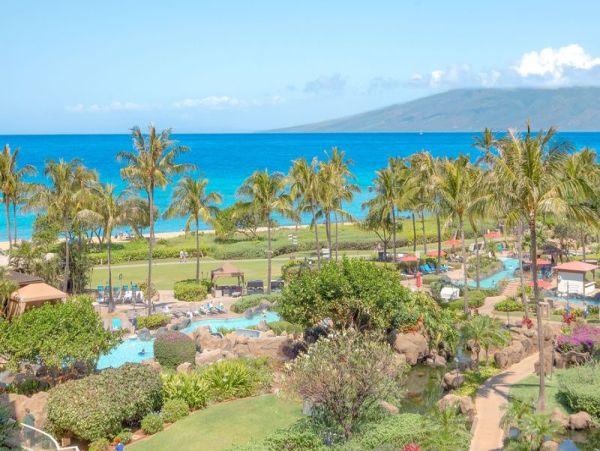 Great Views & Location 5 Bedroom Premier Condo in Kaanapali