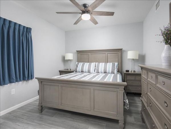 Treasure Island Beachfront Vacation Rental Luxury Condo 3-Bedroom