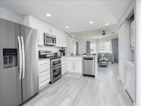 Treasure Island Beachfront Vacation Rental Luxury Condo 3-Bedroom
