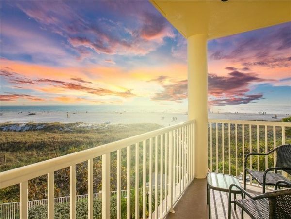 Treasure Island Beachfront Vacation Rental Luxury Condo 3-Bedroom