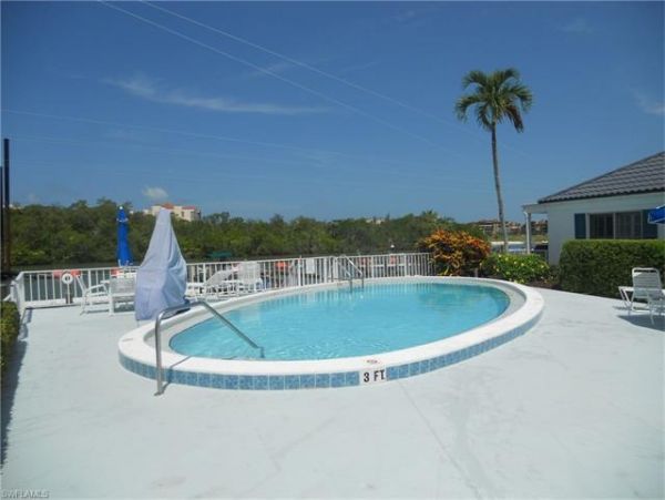 Waterfront Vacation Condo in Marco Island 3 Bedrooms