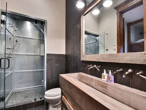 Chic Five Bedroom Vacation Home in Park City Ski In Ski Out