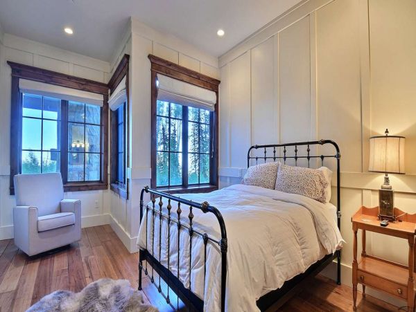 Chic Five Bedroom Vacation Home in Park City Ski In Ski Out